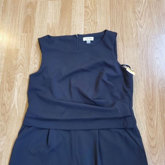 Calvin Klein Sleeveless Scuba Crepe Flat Pleat Waist Jumpsuit size 14 in Black - Picture 3 of 13